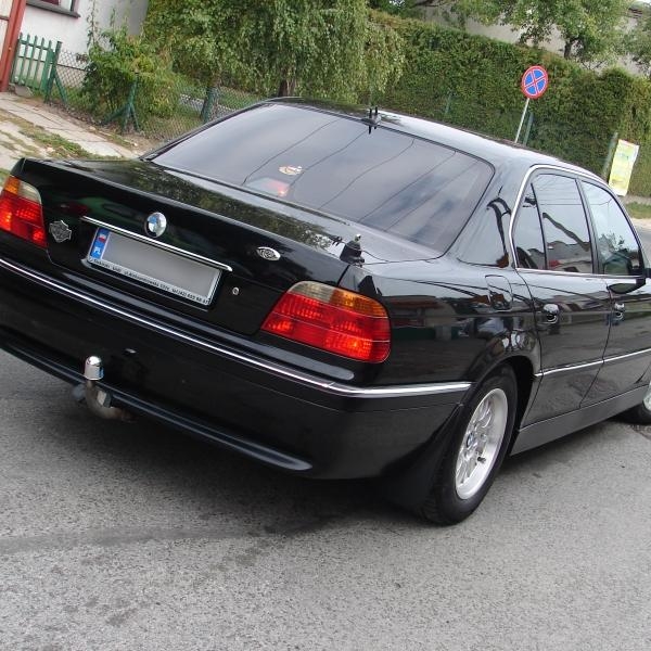 BMW 7 e38